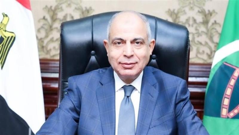 محافظ المنيا: حملات مكثفة لمتابعة تراخيص المحال العامة وتحرير 31 محضرًا وإصدار 40 قرار غلق