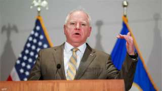 حاكم مينيسوتا يتحدى ترامب ويشكك في صحته.. انشروا نتائج الرنين المغناطيسي حاكم مينيسوتا يتحدى ترامب ويشكك في صحته.. انشروا نتائج الرنين المغناطيسي