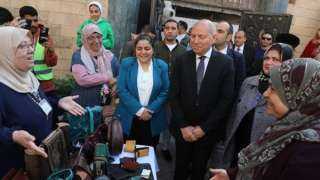 محافظ القاهرة يفتتح معرض الأسر المنتجة بالتعاون مع مديرية التضامن الاجتماعي