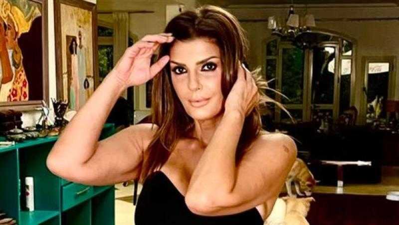 مش كلنا بنشوف ربنا بنفس الشكل.. فيدرا تثير الجدل بفيديو جديد