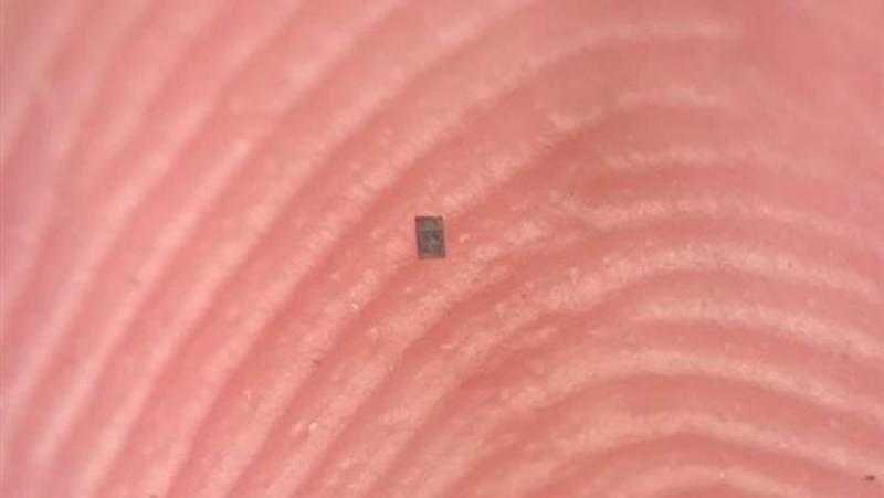 «الروبوت الشبح».. أصغر من الملح ويعيد تعريف المستحيل