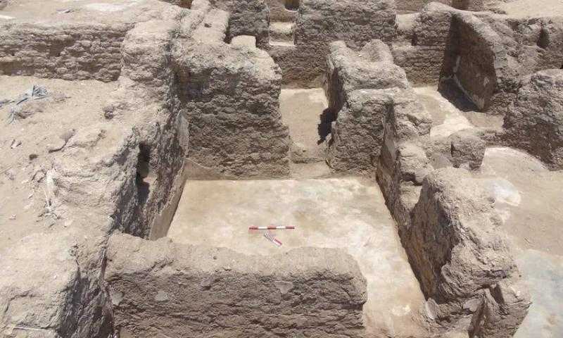 الكشف عن بقايا مجمع سكني متكامل للرهبان من العصر البيزنطي بسوهاج