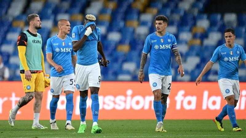 نابولي يواصل نزيف النقاط ويتعادل مع بارما في الكالتشيو