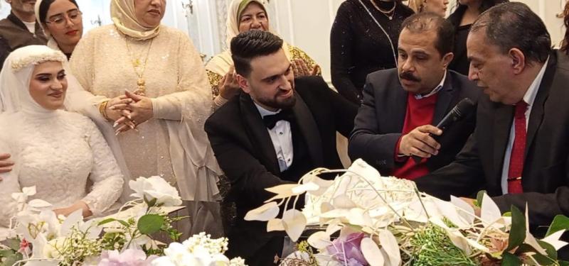 أسرة «الجورنالجي» تهنئ السيناريست وليد الغازي بزفاف ابنته
