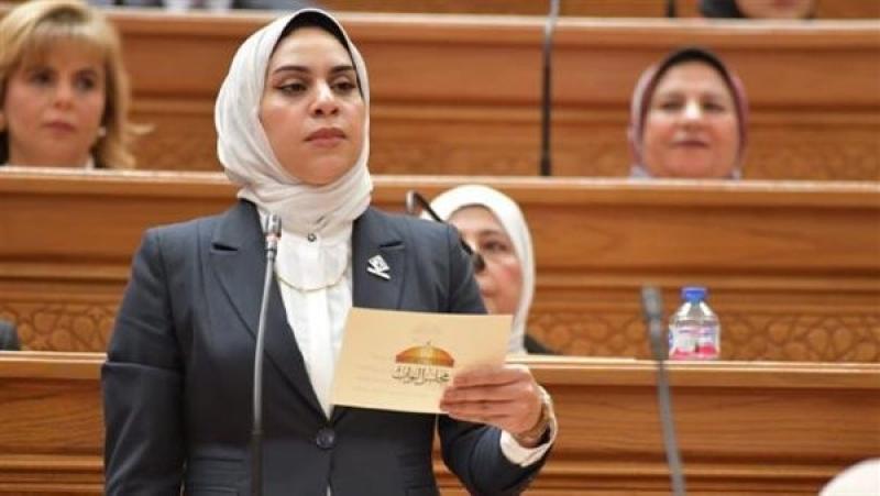 برلمانية تتقدم بطلب لوزير النقل عن «التمييز» في حجز تذاكر القطارات