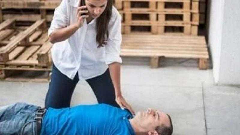 وزير العمل يعقد لقاءً مع ممثلي الجالية المصرية والمستثمرين بمقر القنصلية المصرية في جدة