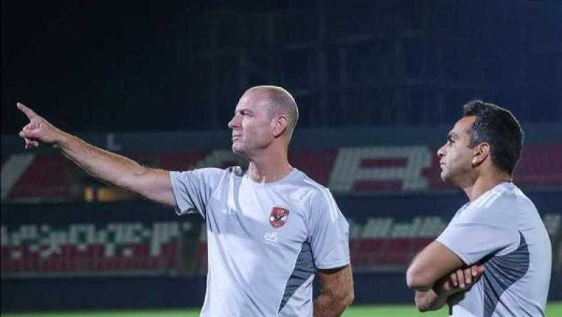 حسن مصطفى ينتقد اختيارات توروب: رحيل عمر كمال خطأ والأهلي بلا هوية فنية