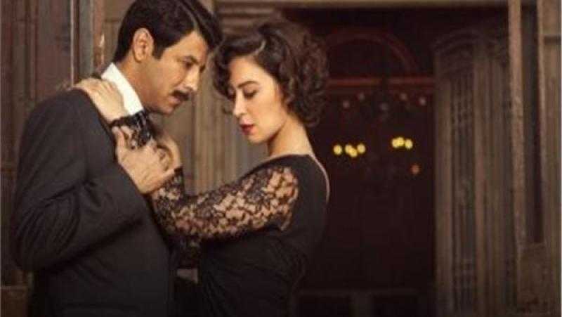 قبل مسلسل صحاب الأرض.. 4 أعمال جمعت منة شلبي وإياد نصار