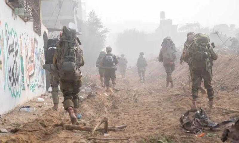 الجيش الإسرائيلي يأمر بإخلاء مناطق في حي الزيتون بغزة تمهيدًا لقصف مبنى