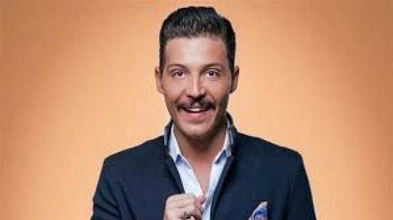 مش هتنازل عن منع سفره.. محمود حجازي يعلق على أزمته الأخيرة: أبويا وأمي مشافوش ابني ولا مرة