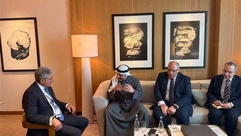 وزير السياحة يبحث في الكويت سُبل دفع الحركة السياحية إلى مصر
