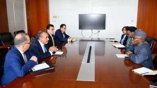 وزير الخارجية يلتقي مفوض الشئون السياسية والسلم والأمن بالاتحاد الأفريقي