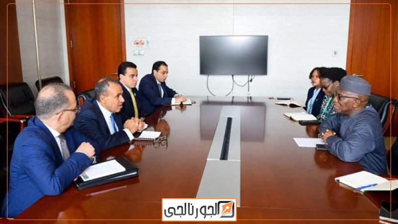 وزير الخارجية