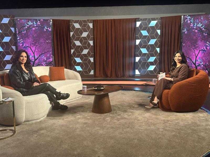 أمل رزق تكشف رحلة الألم والنجاح: فقدت أختي وبصريتّي ورجعت أقوى