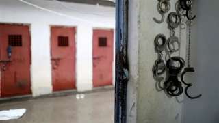 رويترز: نقل نحو 3000 سجين من تنظيم داعش من سوريا إلى العراق رويترز: نقل نحو 3000 سجين من تنظيم داعش من سوريا إلى العراق