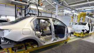 الحكومة: 5.2 مليارات جنيه مخصصات بالموازنة لتوطين صناعة السيارات فى مصر الحكومة: 5.2 مليارات جنيه مخصصات بالموازنة لتوطين صناعة السيارات فى مصر