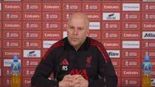 سلوت: من المستحيل فوز ليفربول بالدوري الإنجليزي.. ولدينا أولويات أخرى سلوت: من المستحيل فوز ليفربول بالدوري الإنجليزي.. ولدينا أولويات أخرى