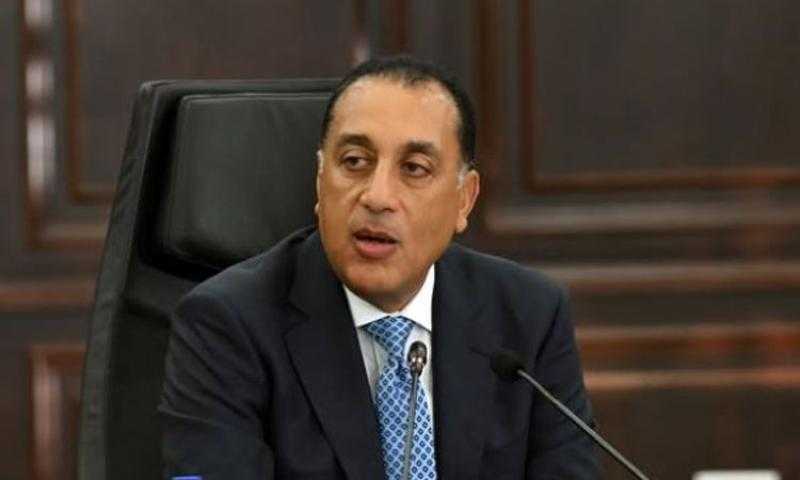 رئيس الوزراء يهنئ شيخ الأزهر بقدوم شهر رمضان المعظم