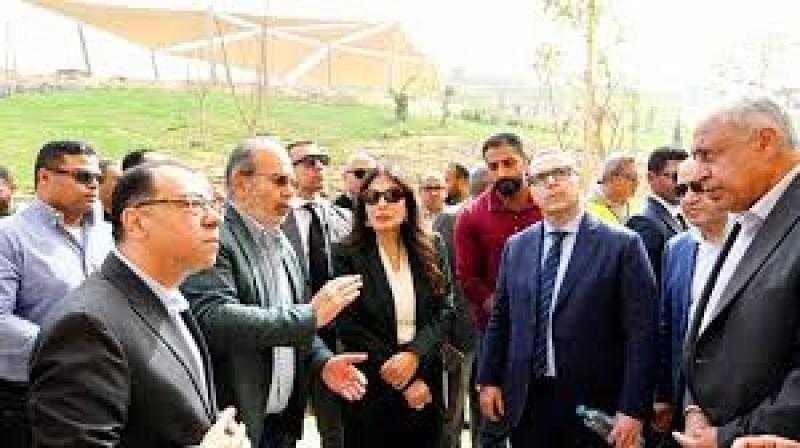 وزيرة الإسكان تتفقد «حدائق تلال الفسطاط» وتؤكد الالتزام بالجودة