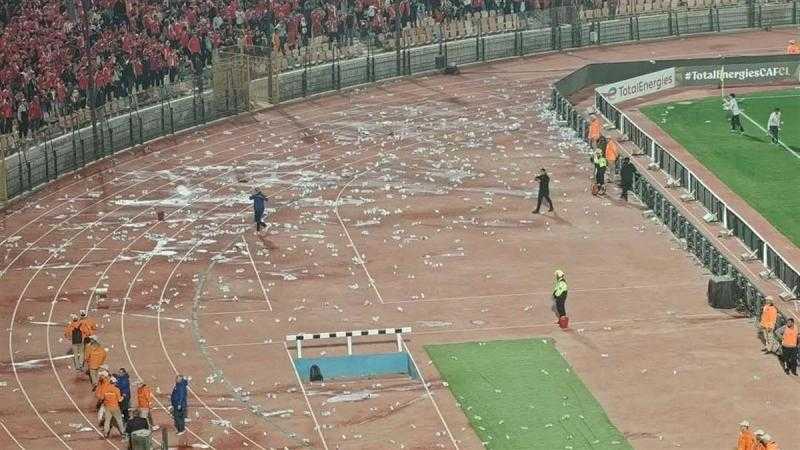 «كاف» يتحرك رسميا بعد أحداث مباراة الأهلي والجيش الملكي.. تفاصيل