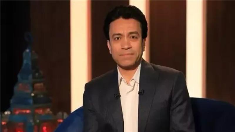 «استأذنكوا أكون ضيف خفيف».. سامح حسين يعلن عن «قطايف 2» برسالة مؤثرة