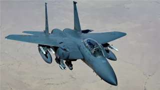 نيويورك تايمز: الولايات المتحدة ترسل أكثر من 50 طائرة مقاتلة للشرق الأوسط