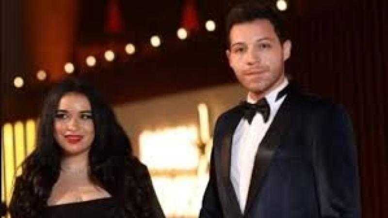 قبل جلسة السبت بساعات.. رنا طارق تكشف روايتها الكاملة بالمستندات.. وتتهم زوجها الفنان محمود حجازي بالتهرّب من مسؤوليات طفله وإقحامه في معركة السوشيال