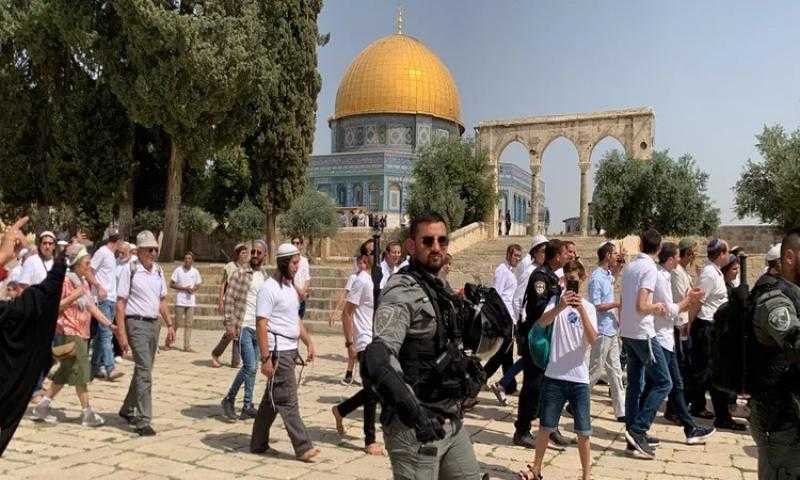 إسرائيل تفرض قيودا على وصول المصلين للمسجد الأقصى لأداء صلاة الجمعة الأولى من رمضان