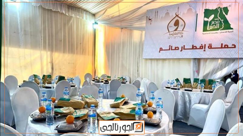 جانب من جولة محافظ اسوان