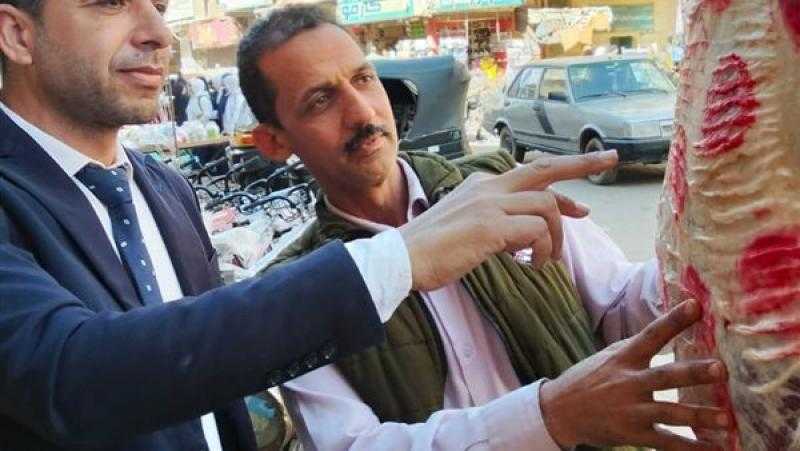 محافظ المنيا: حملات رقابية تضبط مخالفات غذائية وتحرير 14 محضرا ببني مزار