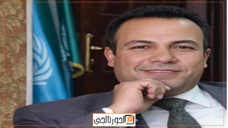 الكاتب رمضان عرفة