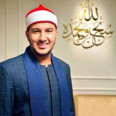 خالد الطوخي يهنئ الشيخ بلال سيف لحصوله على المركز الأول في مسابقة القرآن الكريم الدولية بتنزانيا