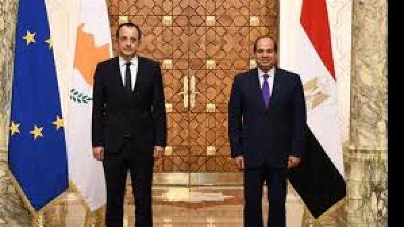 السيسي وكريستودوليدس يبحثان احتواء التصعيد الإقليمي وتعزيز التعاون الثنائي