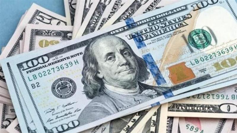 ارتفاع سعر الدولار مقابل الجنيه اليوم الإثنين 60 قرشا فى بعض البنوك