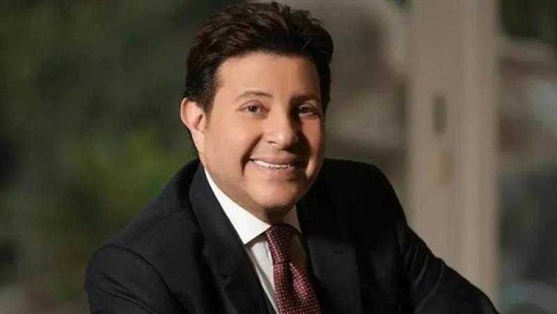 هاني شاكر في تحسن مستمر.. وليد توفيق يطمئن محبيه