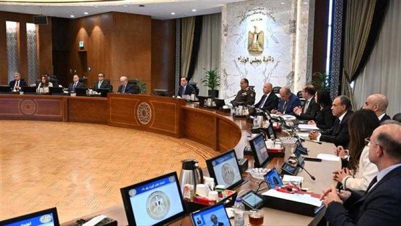 الحكومة: ارتفاع أسعار المنتجات البترولية «مؤقت» بسبب الظروف العالمية