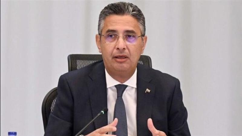 وزير التموين: لا مساس بسعر رغيف الخبز البلدي المدعم وسيظل بـ20 قرشًا رغم تحريك أسعار الوقود