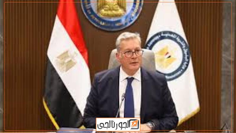 الدكتور كريم بدوي، وزير البترول