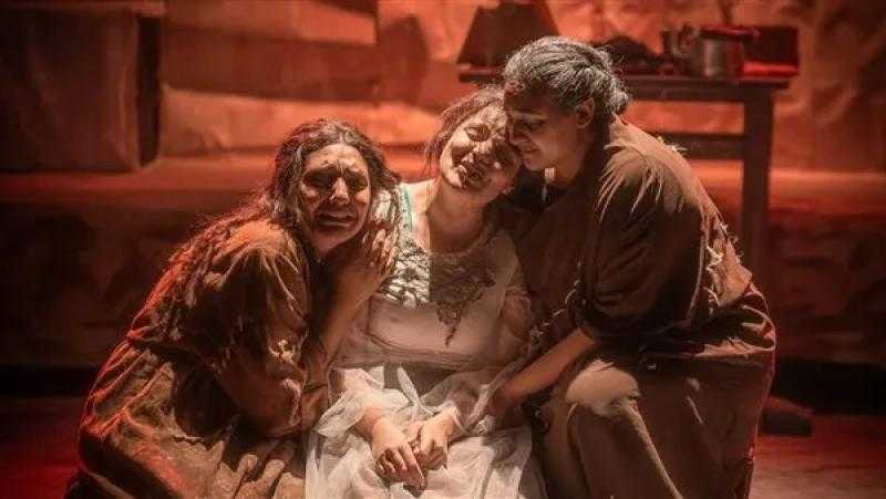 الليلة.. عرض «العائد» لفرقة قومية الإسكندرية على مسرح الأنفوشي