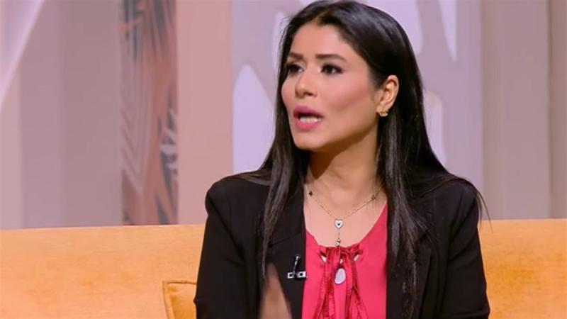 مها أبو بكر تهاجم برلماني سابق بسبب طلبه بكشف العذرية