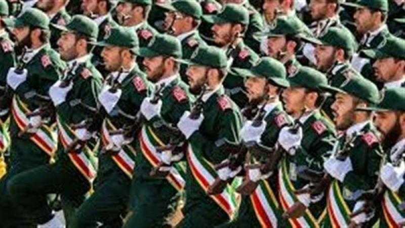 اعتقالات واسعة في إيران.. الحرس الثوري يقبض على 13 متهماً بالإخلال بالأمن