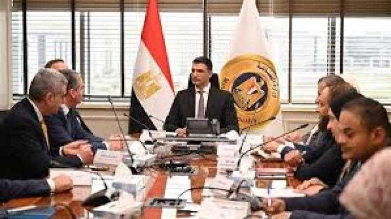 وزير الصناعة يبحث مع دراسكيم للكيماويات إنشاء أول مصنع لإنتاج سيانيد الصوديوم في مصر والشرق الأوسط