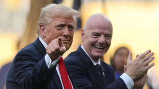 بعد تصريحات ترامب.. حرب إيران تضع رئيس فيفا في مرمى الانتقادات