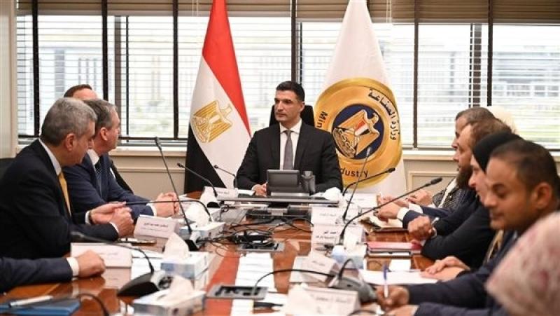 استثمارات 200 مليون دولار.. مشروع جديد لإنتاج سيانيد الصوديوم في مصر