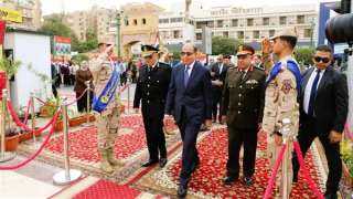 احتفالًا بالعيد القومي للمحافظة.. محافظ المنيا يستقبل المهنئين