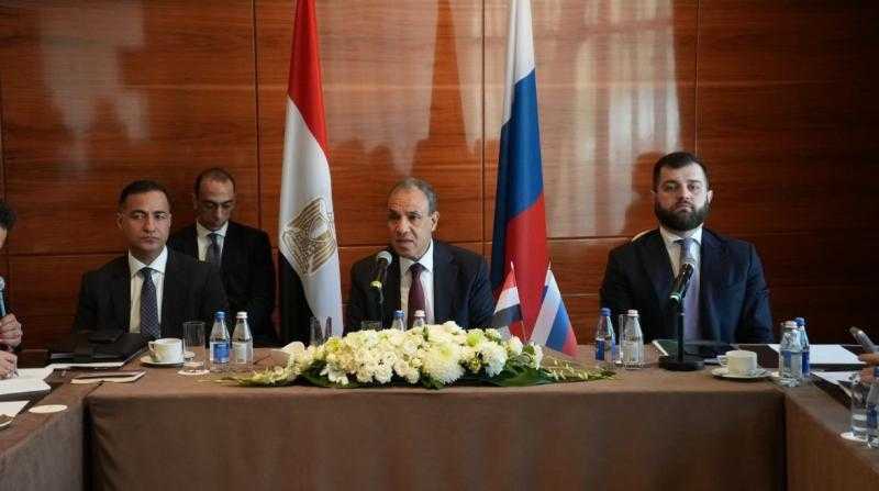 وزير الخارجية يبحث الإسراع في تنفيذ المنطقة الصناعية الروسية