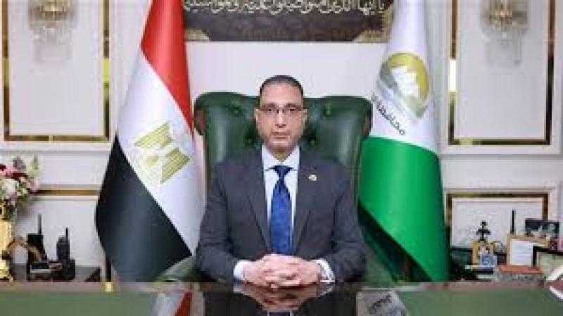 محافظ الجيزة يقرر تطبيق نظام العمل عن بُعد يوم الأحد أسبوعيًا