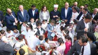 مصر تحتفل بيوم اليتيم.. تطوير دور الرعاية وتوفر الدعم النفسي والتعليمي والحماية للأطفال.. وخبراء: الاهتمام بالأيتام يجب أن يكون طوال العام وليس يومًا واحدًا