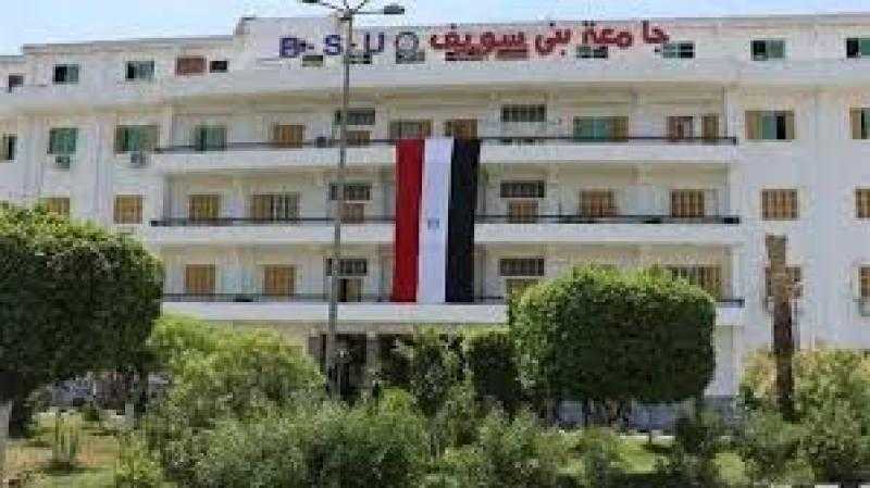 جامعة بني سويف: خفض استهلاك الطاقة 50% بكلية الدراسات العليا.. وتوجيه بتعميم التجربة