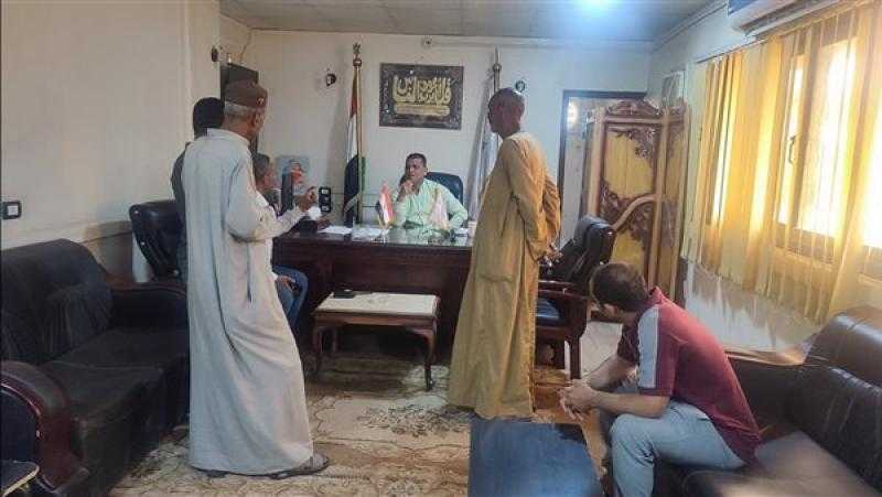 تحركات ميدانية بأرمنت لتحسين الخدمات وإطلاق مبادرة «أرمنت تتجمل» بالأقصر